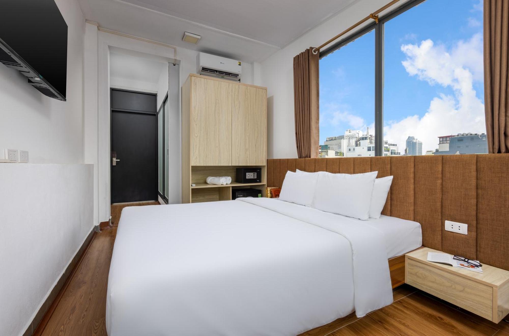 Hotel Center View And 3*