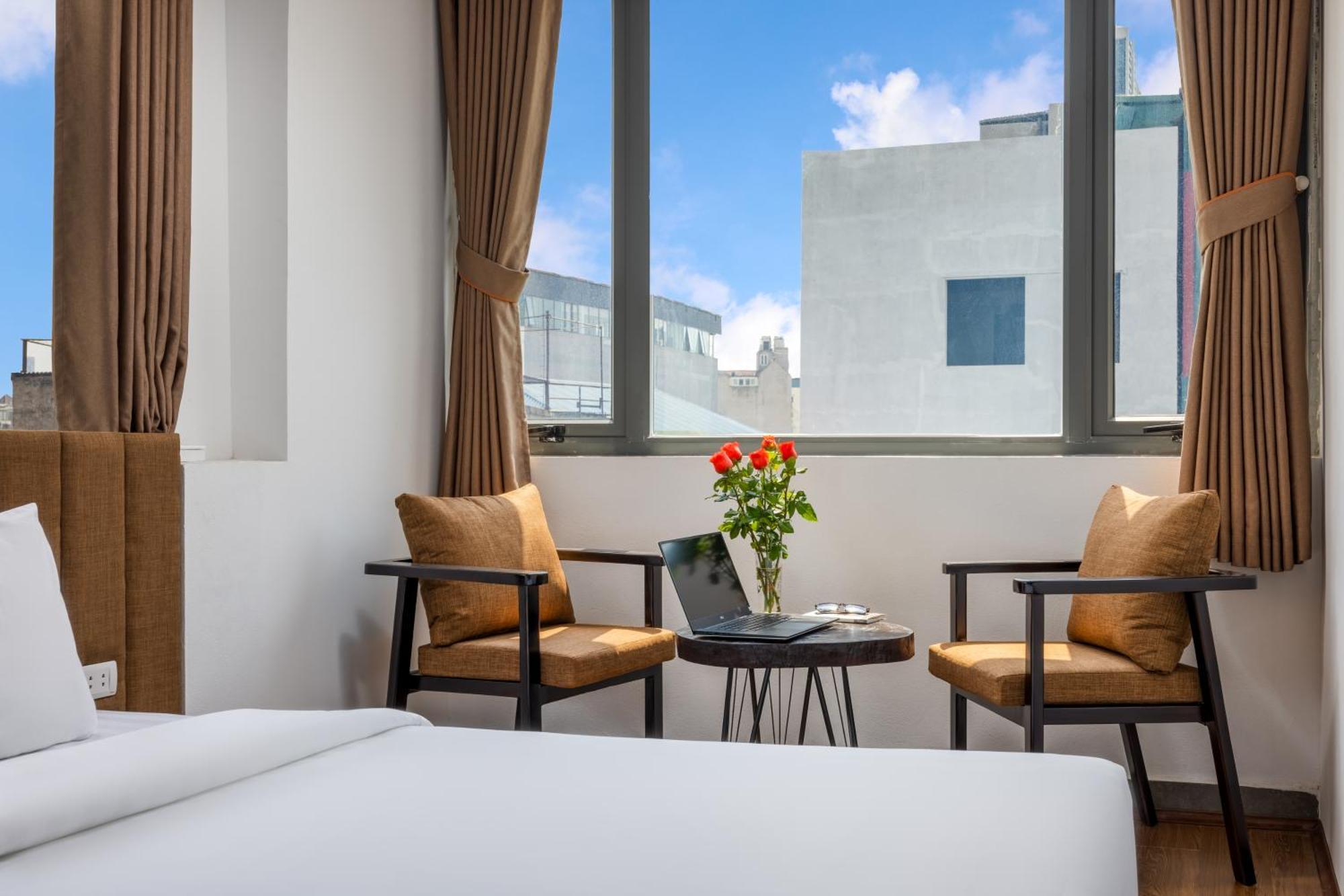 Hotel Center View And
